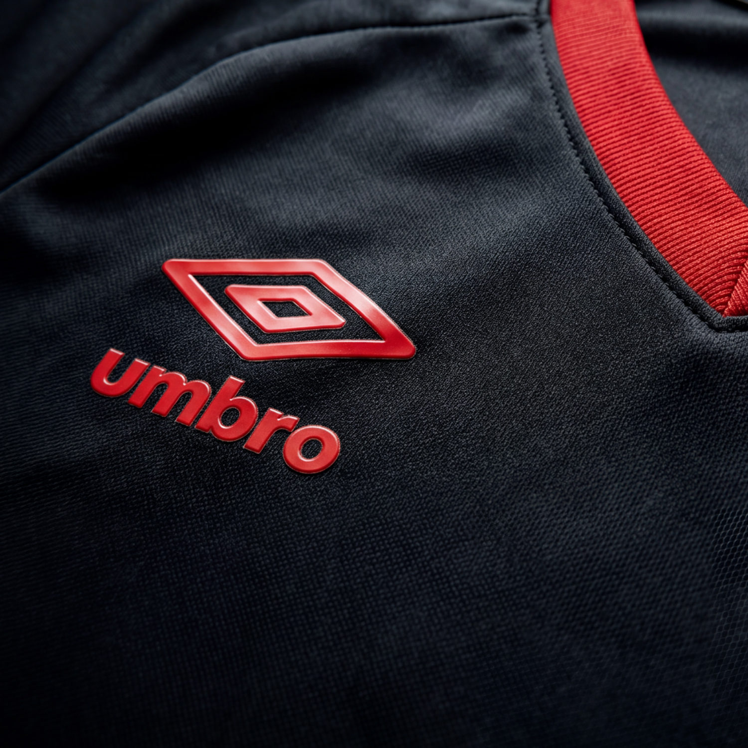Remera F&uacute;tbol Umbro Legacy Field Hombre,  image number null