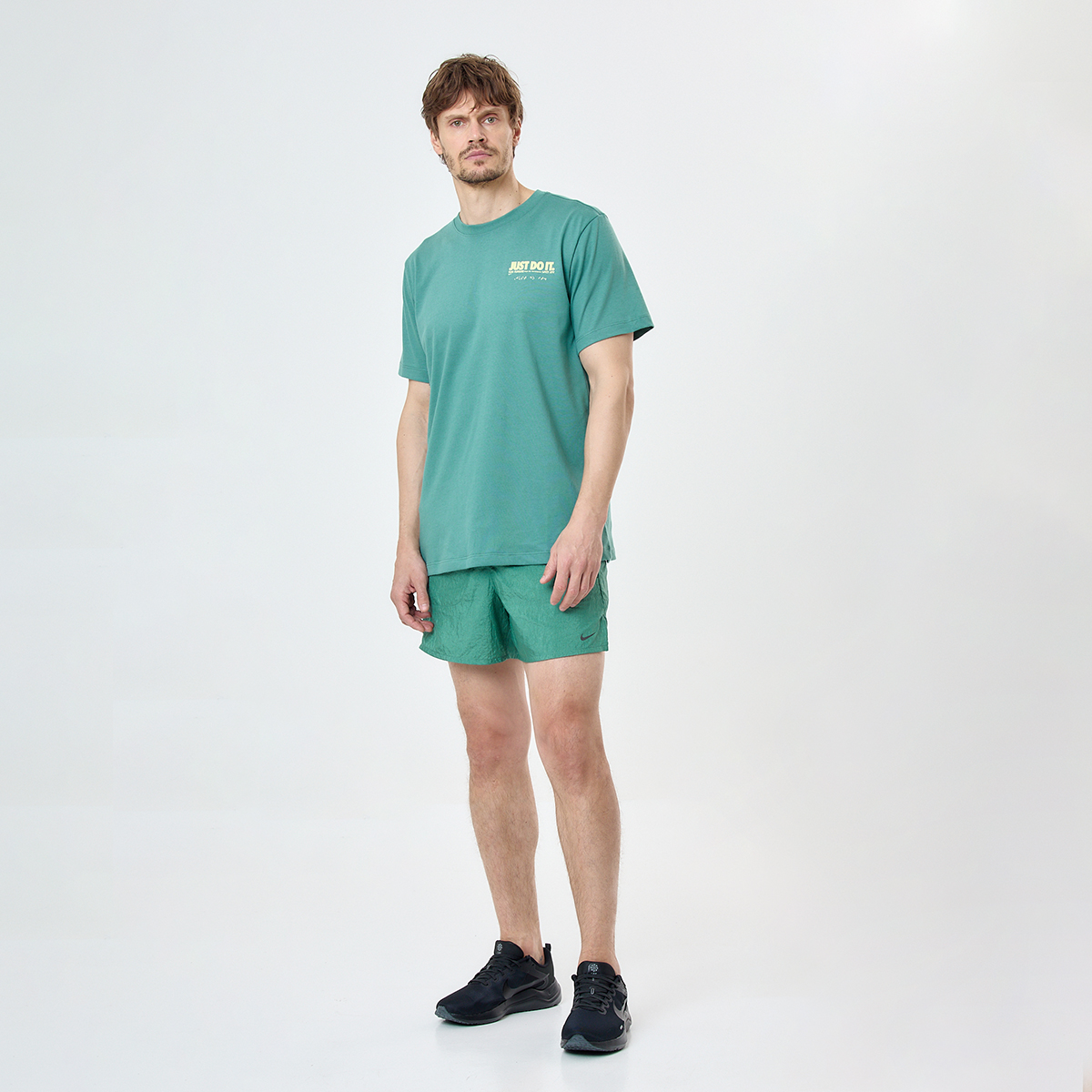 Short Running Nike Stride Division Hombre,  image number null