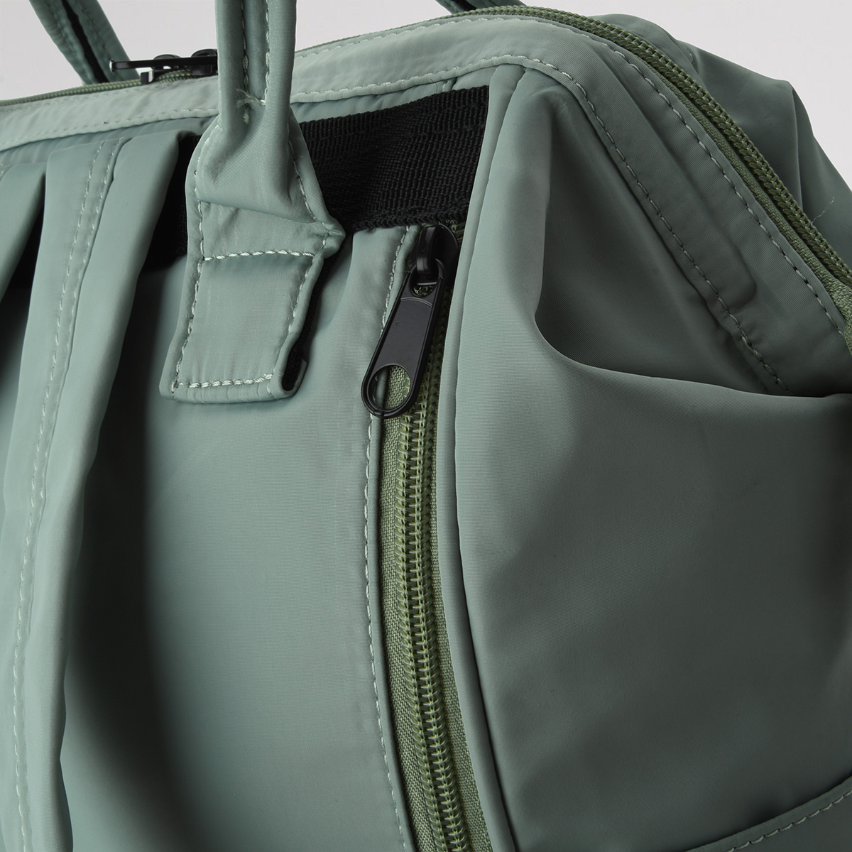 Mochila Everlast Boca de pez con Monedero,  image number null
