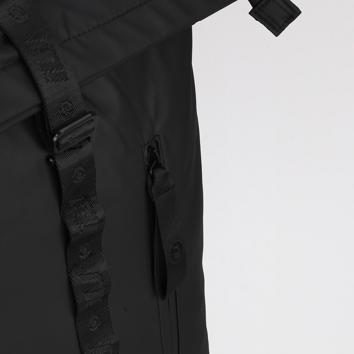 Mochila Iu Venture 15l,  image number null