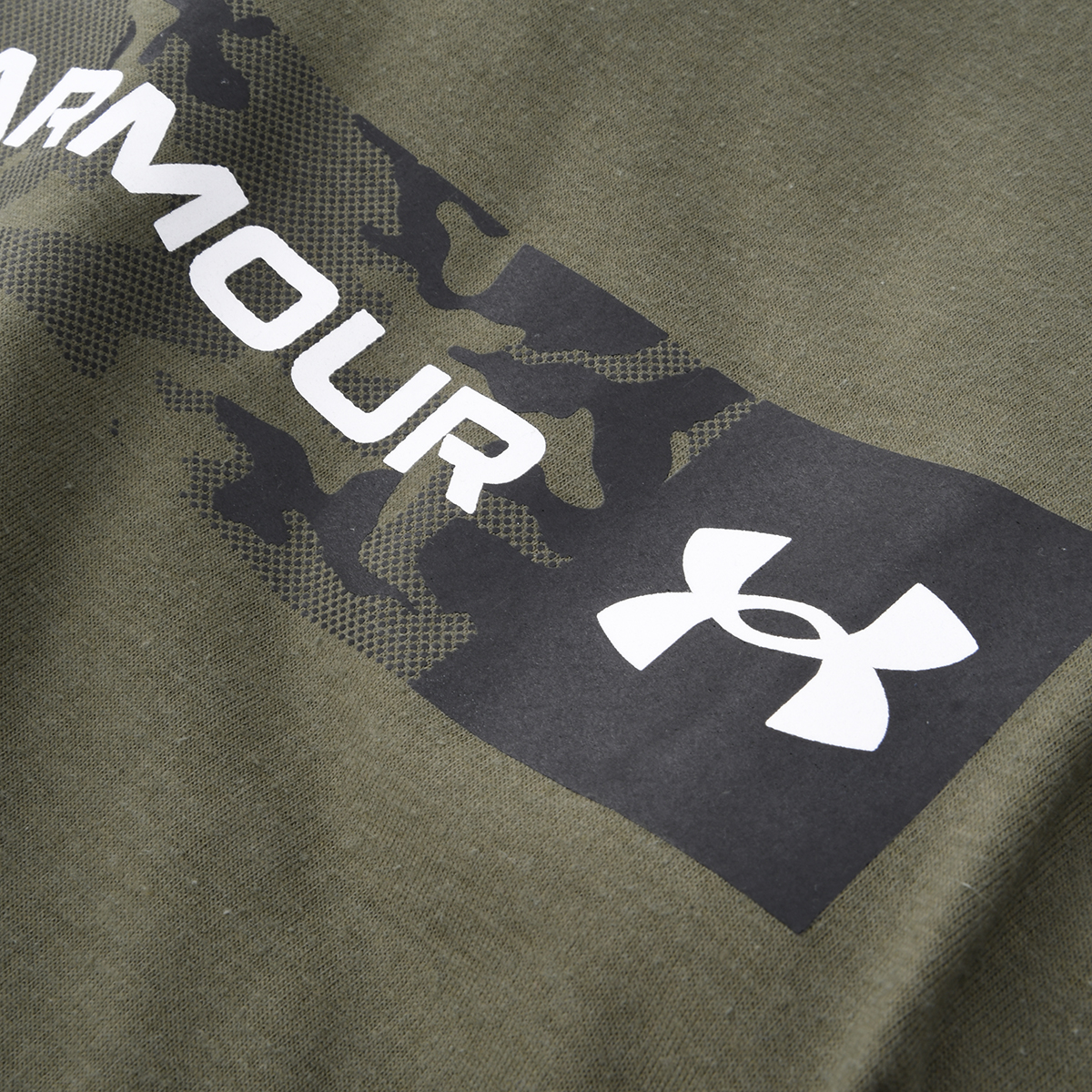 Remera Entrenamiento Under Armour Camo Chest Stripe Hombre,  image number null