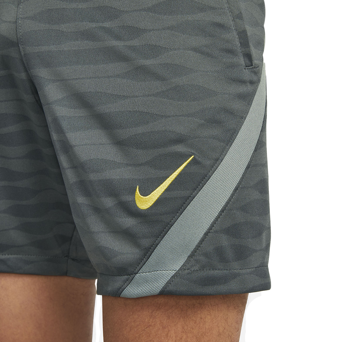 Short Nike Liverpool Fc Drifit Strk Kz Cl,  image number null