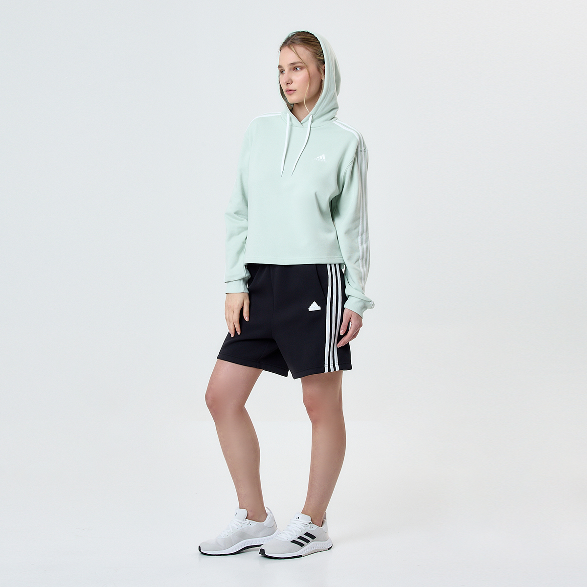 Buzo adidas tres tiras 2025