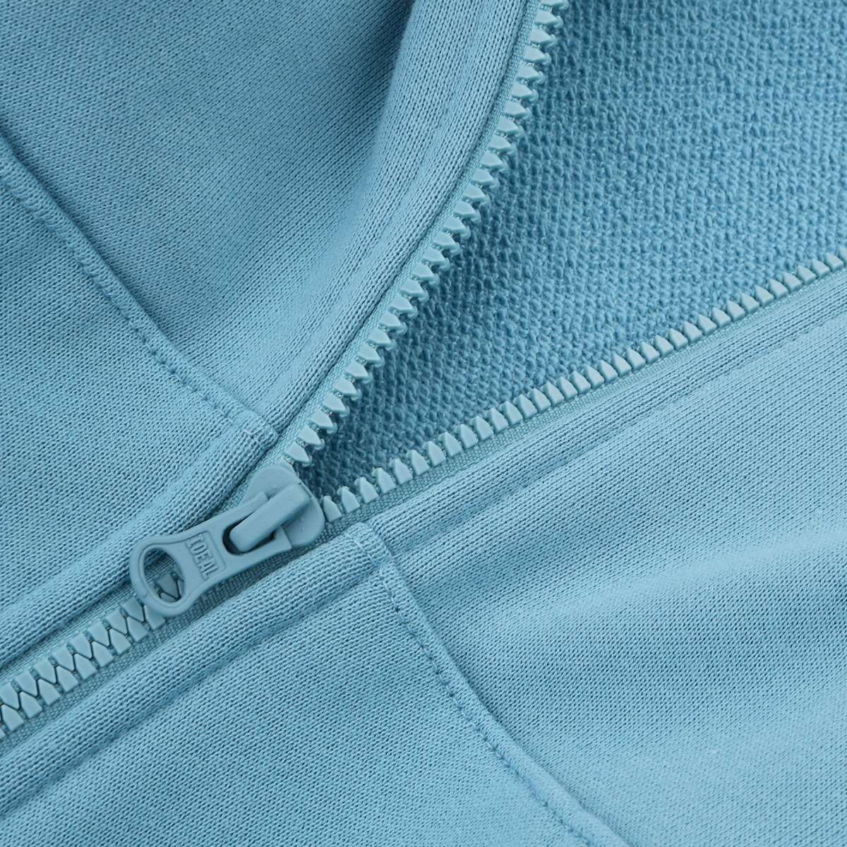Campera Urbana adidas Essentials Linear Full Zip Mujer,  image number null