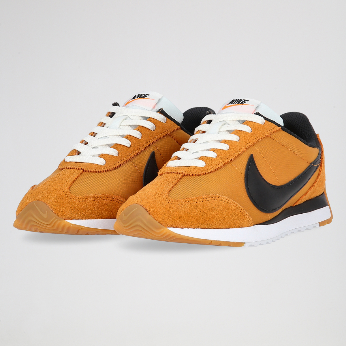 Zapatillas Nike Pacific Gamuza Mujer,  image number null