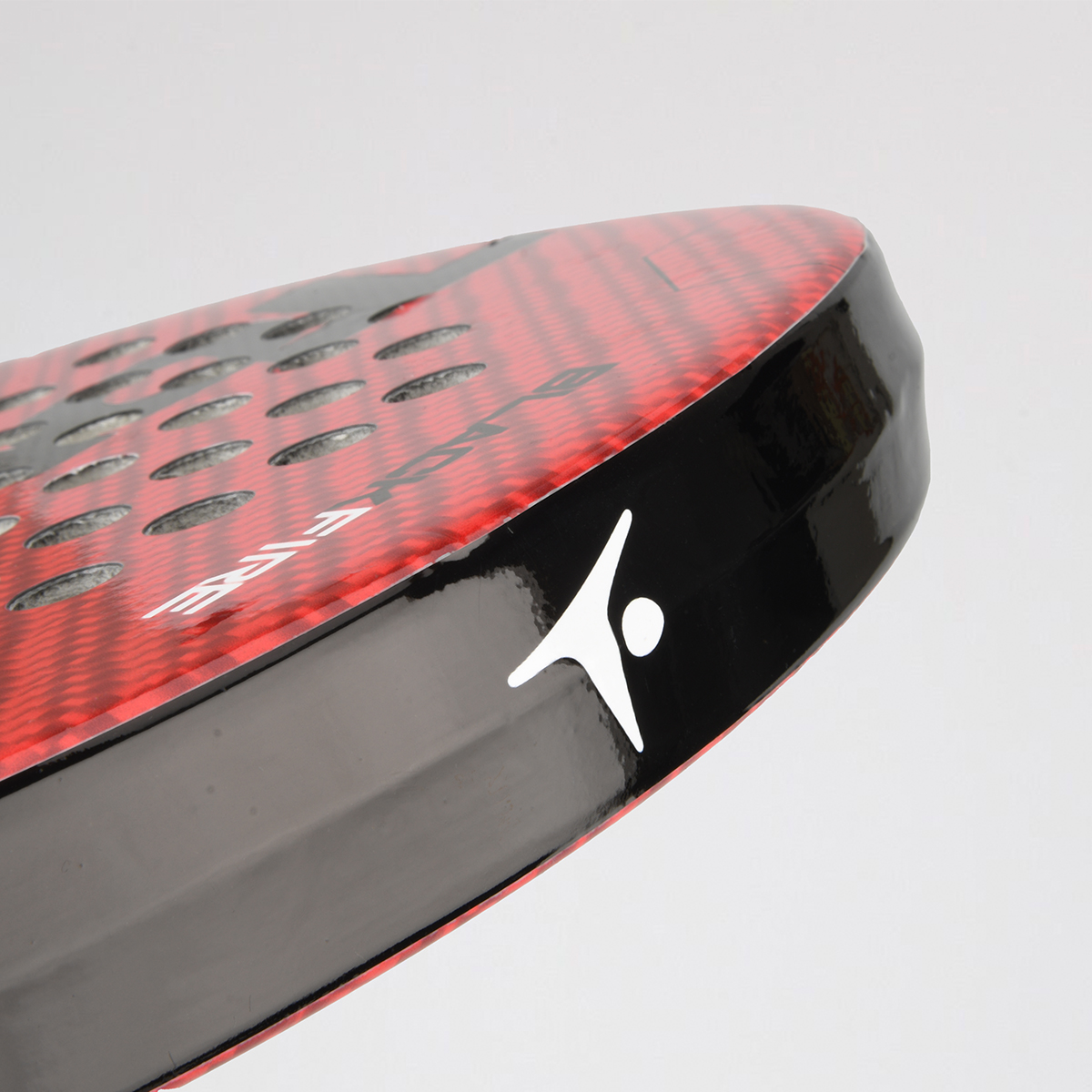 Paleta P&aacute;del Tower Black Fire Carbon 3k 38mm con funda,  image number null