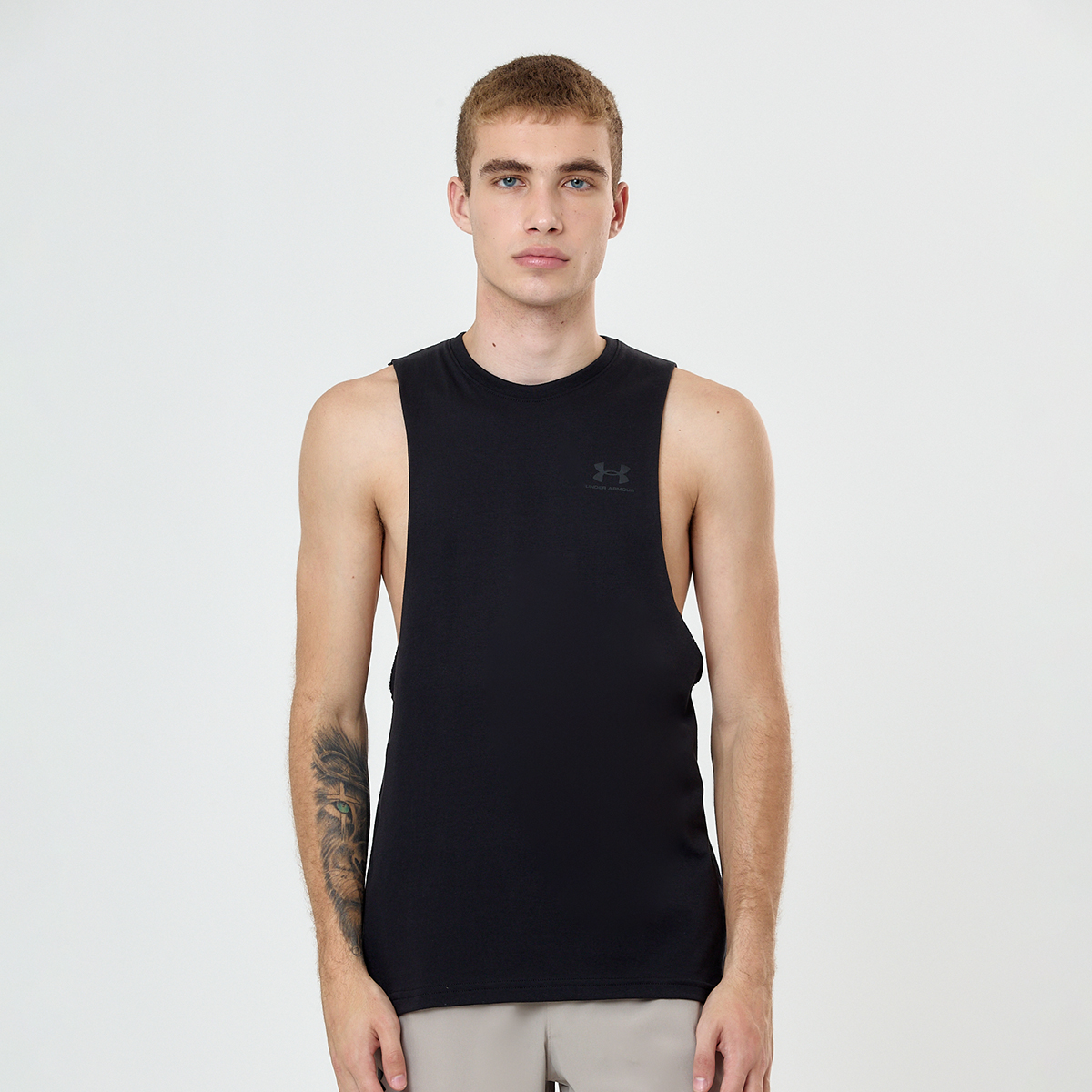 Musculosa Entrenamiento Under Armour Left Chest Cut Off Hombre,  image number null