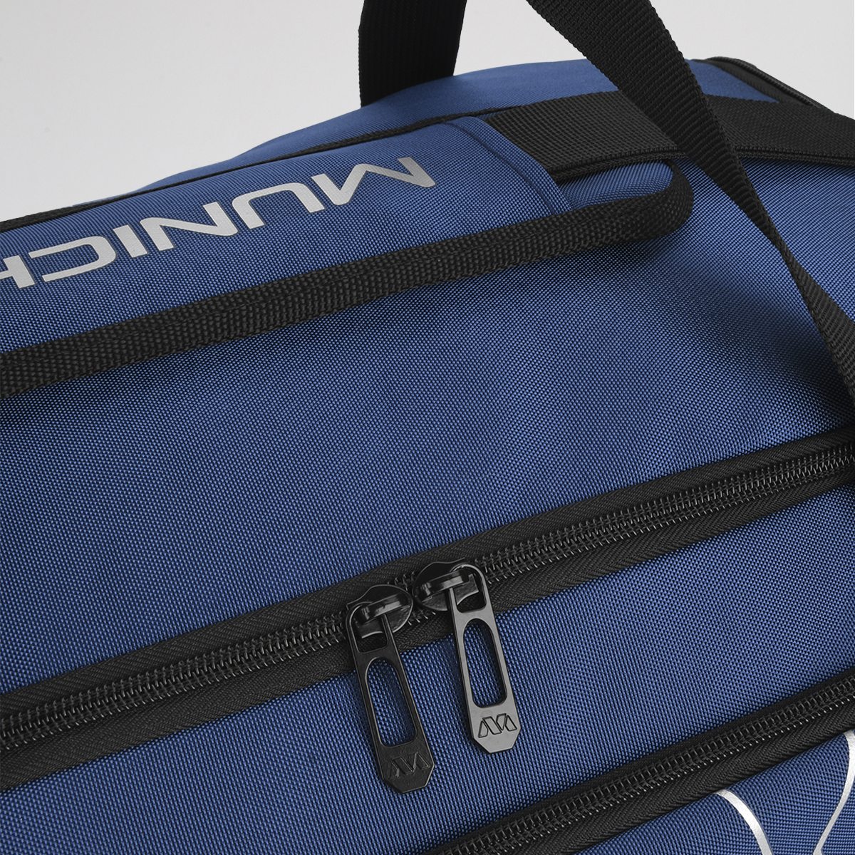 Bolso Entrenamiento Munich Tijuca M,  image number null