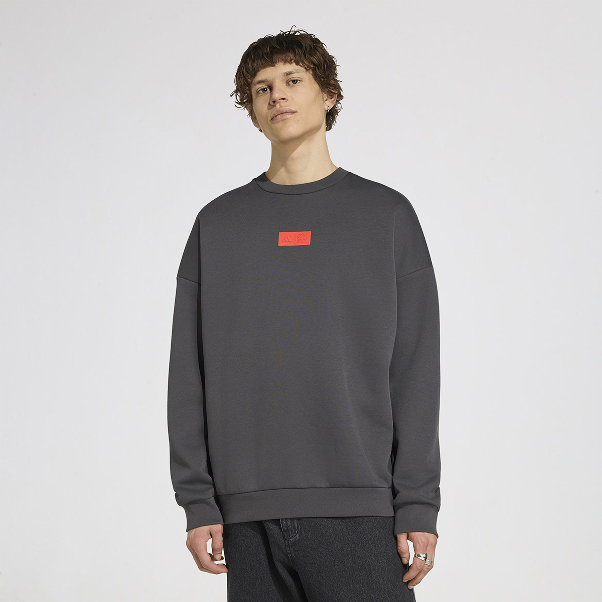 Buzo adidas elevated audi revolut f1 team