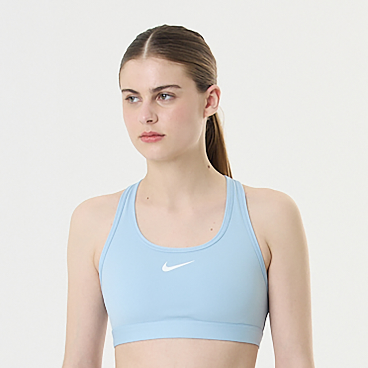 Top Nike Swoosh Medium Support Training Mujer,  image number null