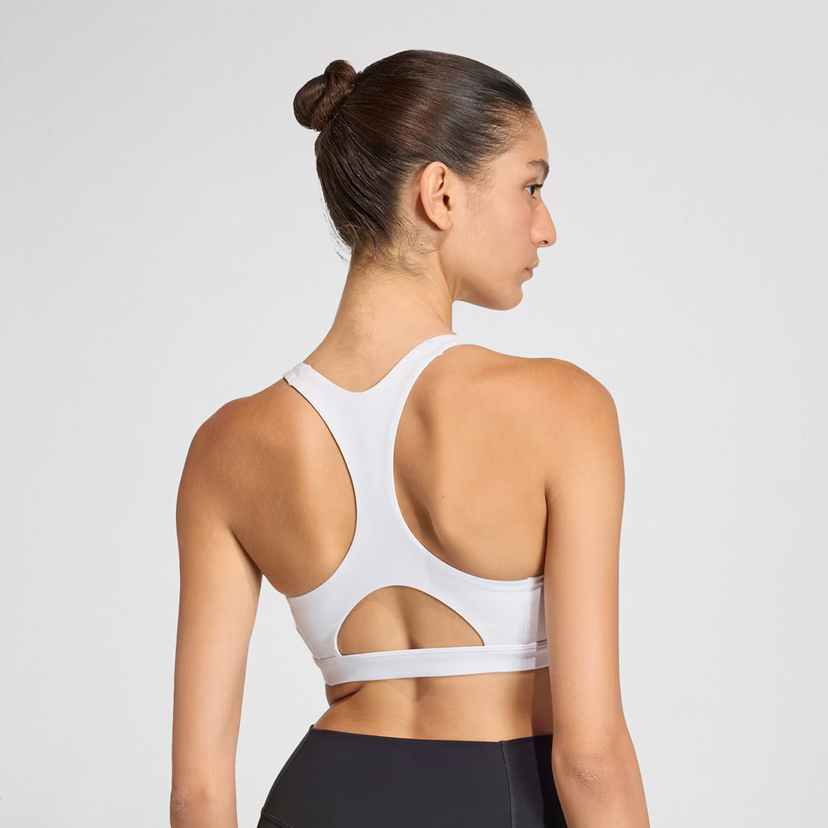 Top adidas Optime Essentials Soporte Medio Mujer,  image number null