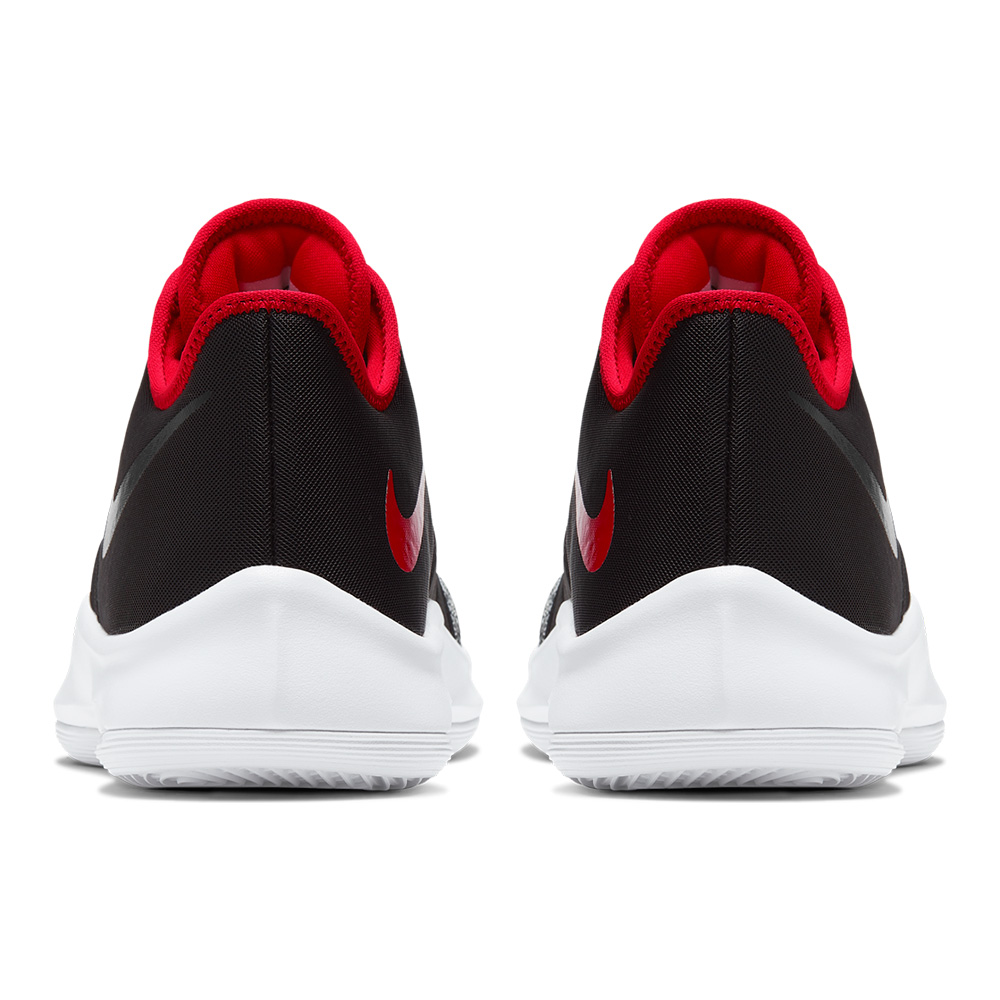 Zapatillas Nike Air Versitile III